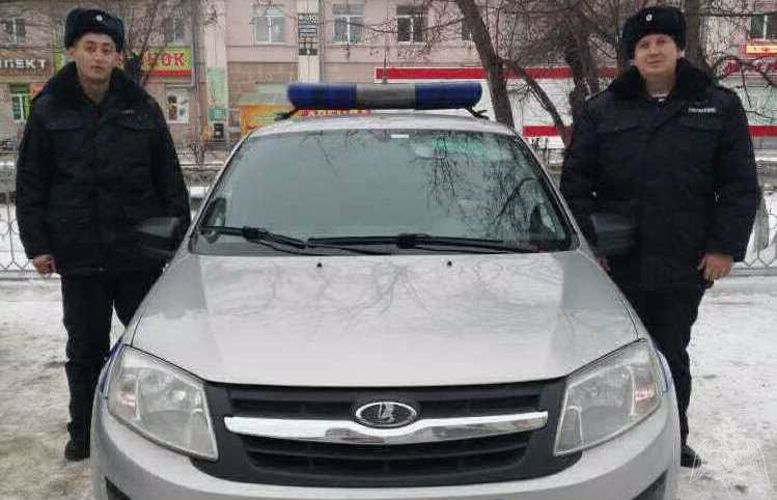 В Омске сотрудники Росгвардии по горячим следам задержали гражданина, подозреваемого в совершении грабежа 