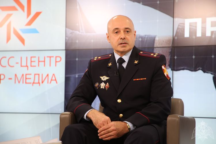 Офицер омской Росгвардии принял участие в пресс-конференции по профилактике уличных преступлений
