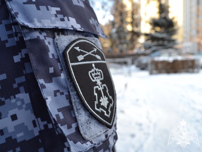 В Омской области сотрудники Росгвардии задержали гражданина, находящегося в региональном розыске