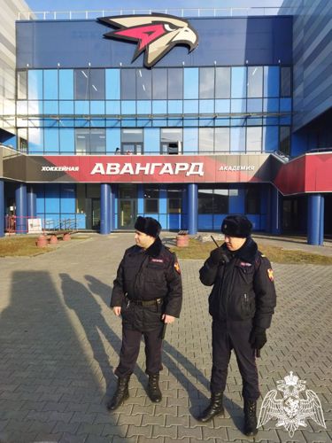 В Омске росгвардейцы продолжают обеспечивать безопасность турнира по хоккею