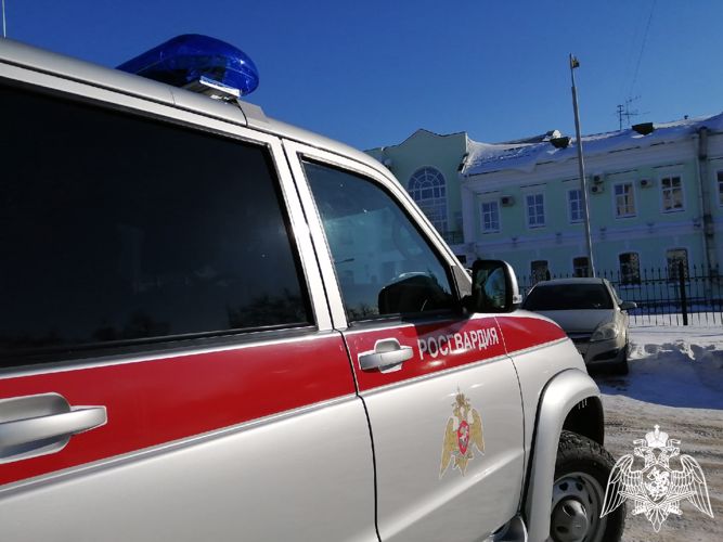 В Омске сотрудники Росгвардии пресекли драку в медицинском учреждении