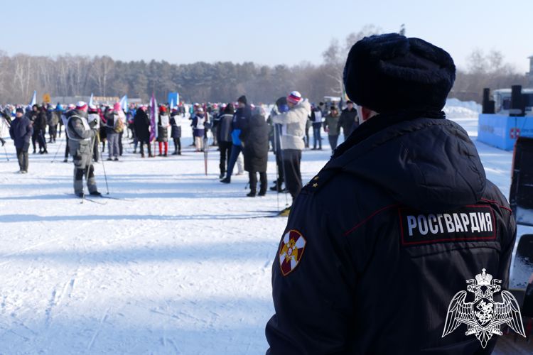 В Омске росгвардейцы приняли участие во всероссийском лыжном забеге  «Лыжня России — 2023»