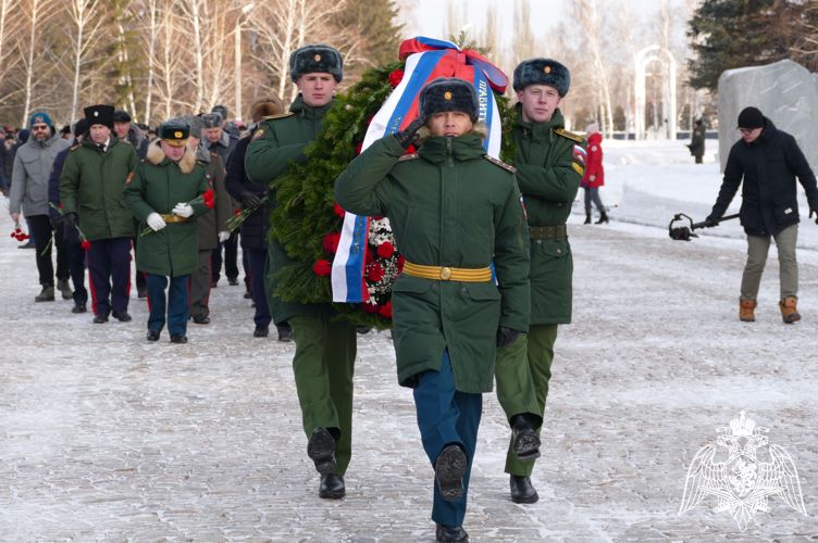 В День защитника Отечества начальник Управления Росгвардии по Омской области принял участие в торжественном мероприятии