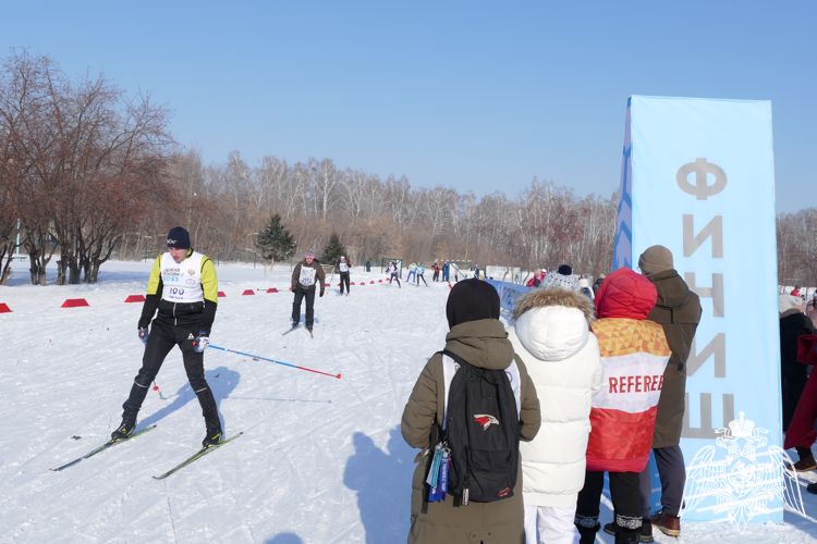 В Омске росгвардейцы приняли участие во всероссийском лыжном забеге  «Лыжня России — 2023»