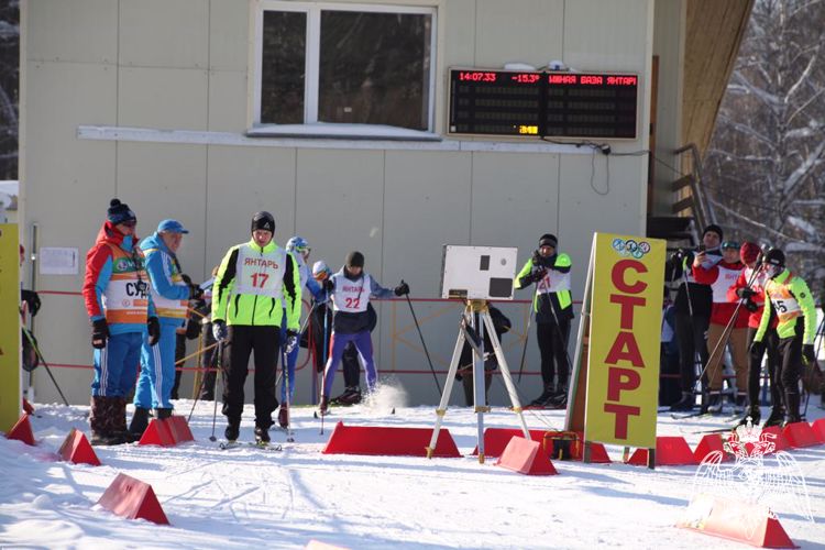 Команда омской воинской части Росгвардии одержала победу в чемпионате по  зимнему офицерскому троеборью