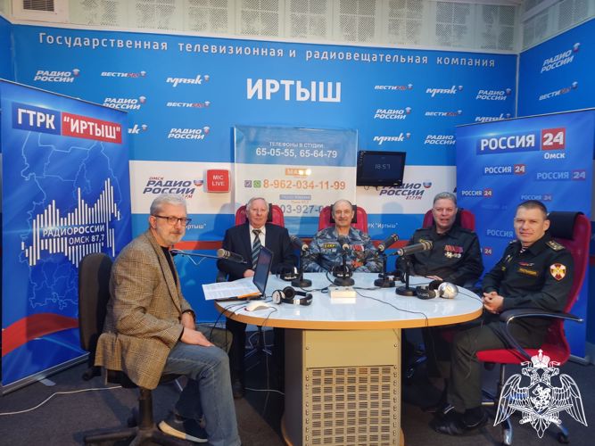 Ветераны омского СОБР рассказали об истории спецподразделения в эфире региональной радиостанции