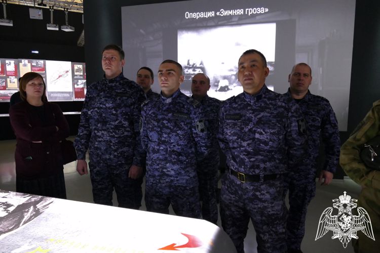 Росгвардейцы побывали на экскурсии в историческом парке «Россия - моя история», посвященной 80-летию Сталинградской битвы