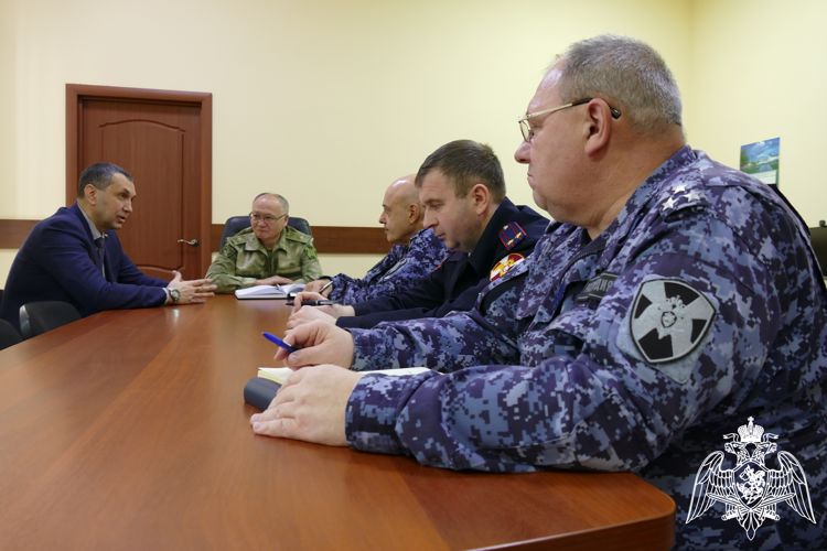 В Управлении Росгвардии по Омской области состоялась рабочая встреча с представителем центра охраны объектов ТЭК ФГУП «Охрана» Росгвардии