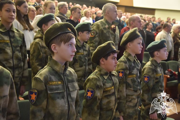 В Омске Росгвардия отметила свой профессиональный праздник вручением государственных наград