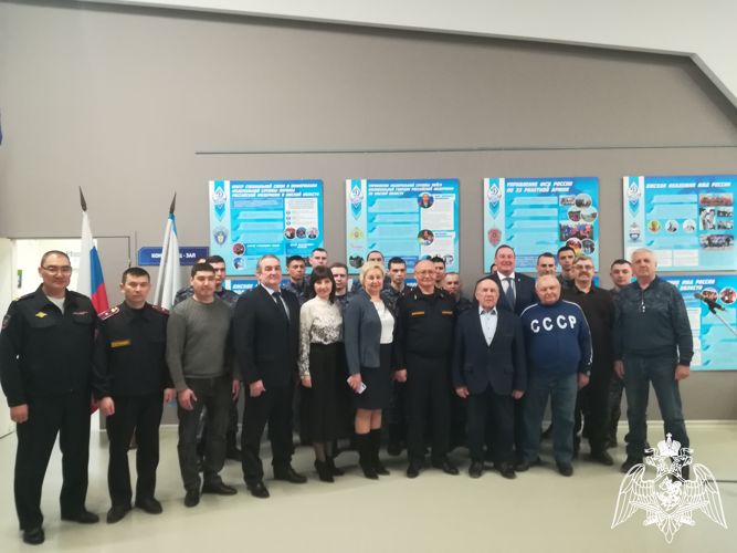 В Омске росгвардейцы посетили выставку, посвященную 100—летию общества «Динамо»
