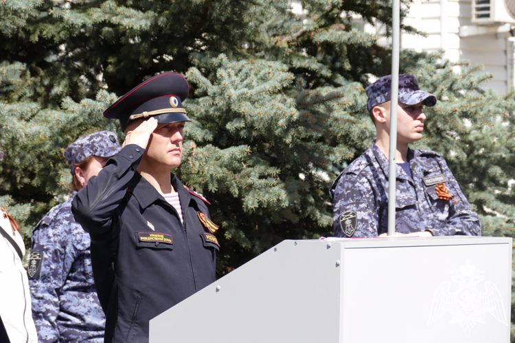В Управлении вневедомственной охраны Росгвардии по Омской области сотрудники ведомства приняли присягу