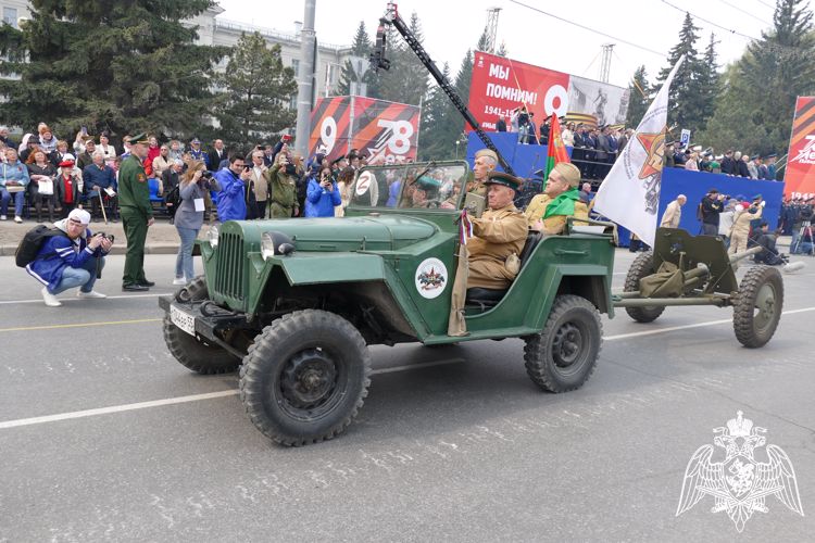 Руководство территориального Управления и центра подготовки личного состава Росгвардии приняло участие  в параде Победы в Омске