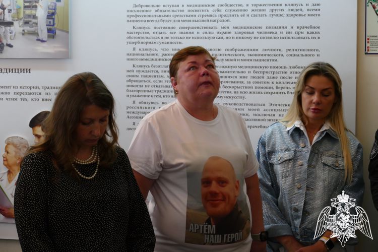 Памятную экспозицию погибшему в ходе СВО офицеру СОБР Росгвардии открыли в Омске