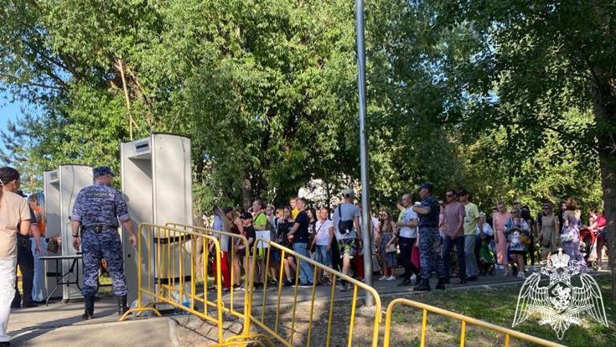 Росгвардейцы приняли участие в мероприятиях, посвящённых спортивным праздникам «ВелоОмск-2023» и полумарафоне «Забег»