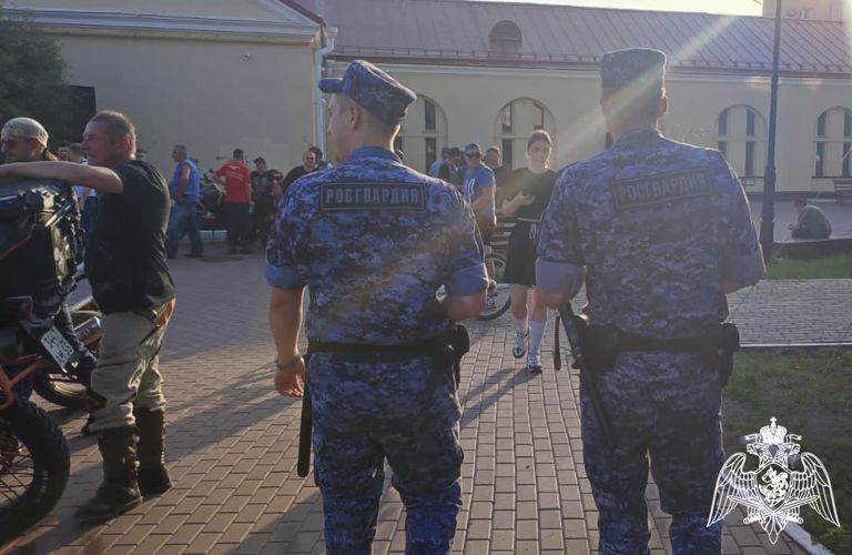 Росгвардейцы обеспечили безопасность участников всероссийского мотопробега «Baltic Rally» в Омске