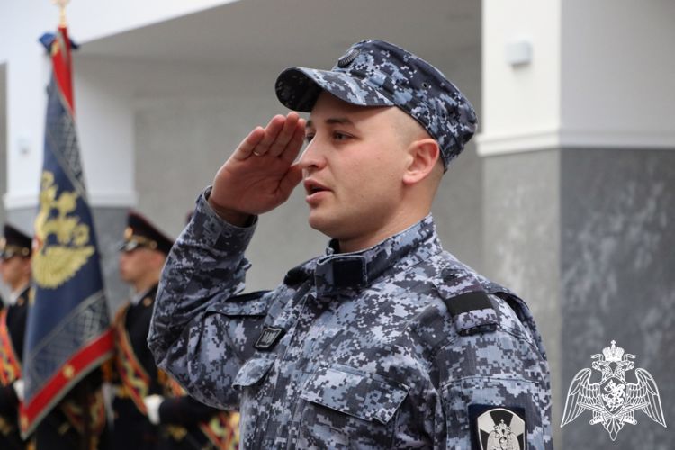 Начальник Управления Росгвардии по Омской области принял участие в выпуске слушателей, завершивших обучение в омской Академии МВД