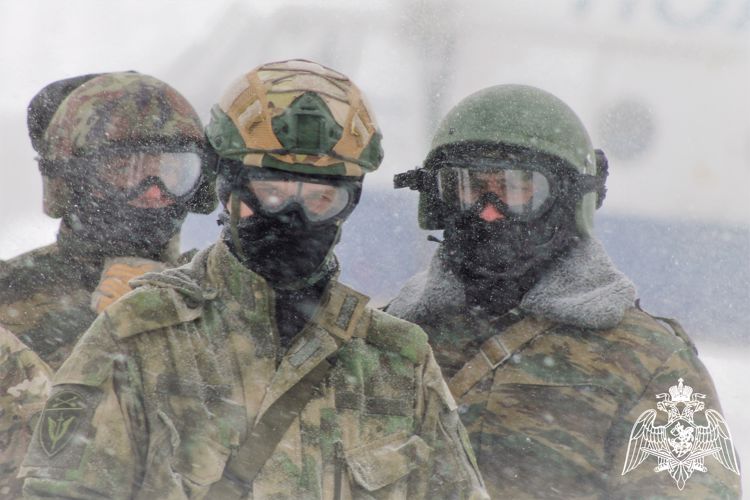 Омский ОМОН отмечает профессиональный праздник