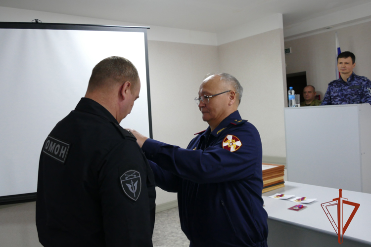 В Росгвардии Омской области состоялось вручение государственных и ведомственных наград