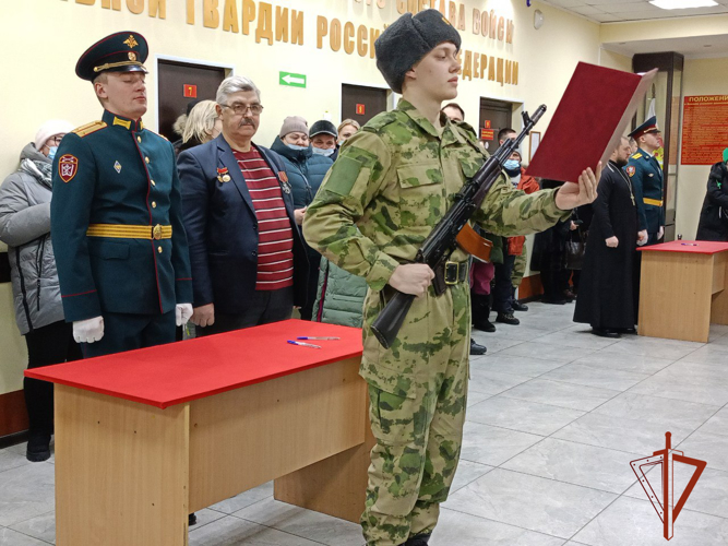  Торжественная церемония  приведения к Военной присяге состоялась в Омской воинской части Росгвардии