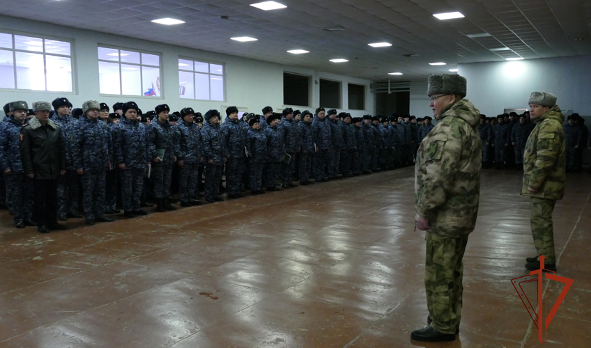 В подразделениях омской Росгвардии начался зимний период обучения