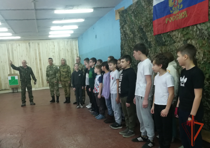 В Омске воспитанники классов гвардейской смены приняли участие в соревнованиях по военно-прикладным видам спорта
