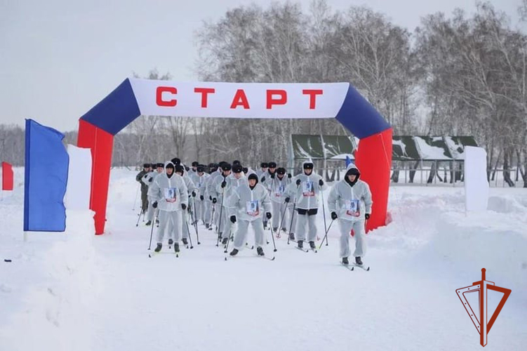 Военнослужащие Омской воинской части Росгвардии принимают участие  в лыжном забеге памяти 30-й отдельной лыжной стрелковой бригады