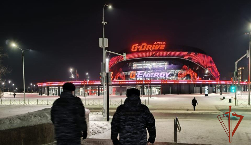 Общественную безопасность и правопорядок обеспечила Росгвардия на матче КХЛ в Омске