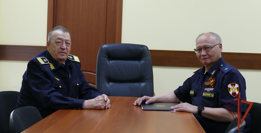 В Управлении Росгвардии по Омской области состоялась рабочая встреча с руководством ведомственной охраны на Западно — Сибирской железной дороге