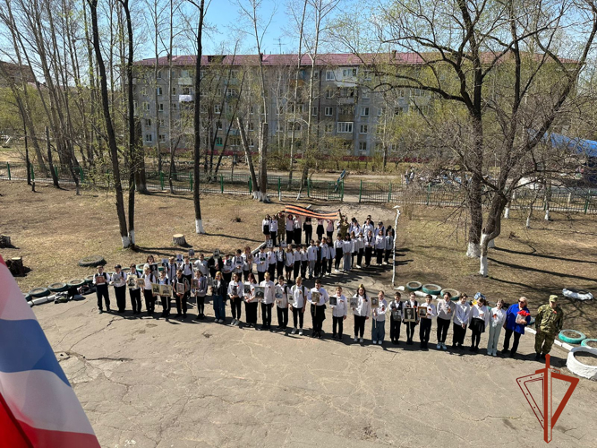 В Омске росгвардейцы приняли участие во всероссийских патриотических акциях «Георгиевская ленточка» и «Синий платочек»
