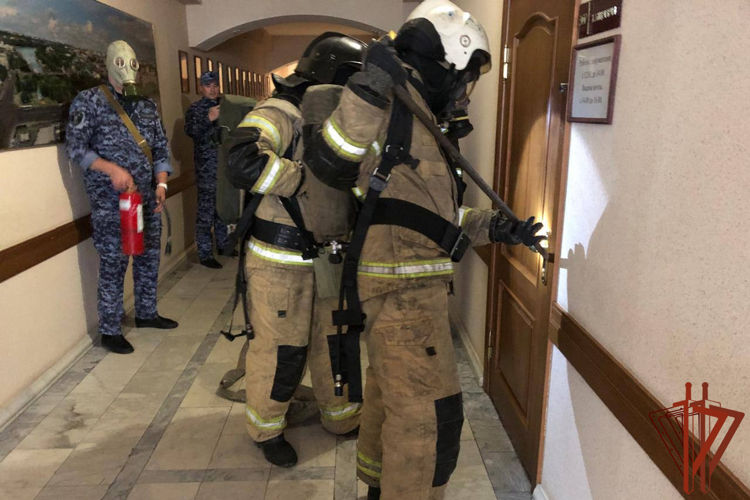 Росгвардейцы приняли участие в межведомственном пожарно-тактическом учении в Омске