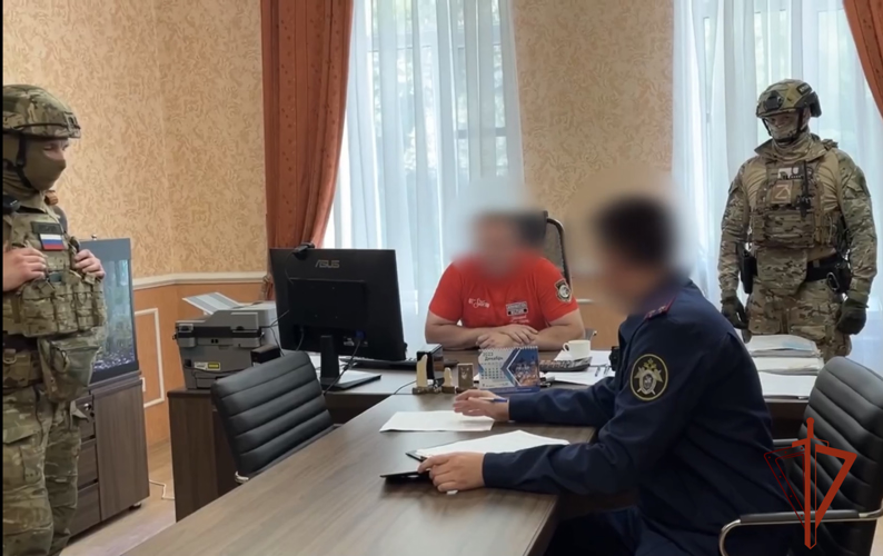 При содействии СОБР Росгвардии в Омске задержан подозреваемый в уклонении от уплаты налогов на сумму порядка 24 млн рублей