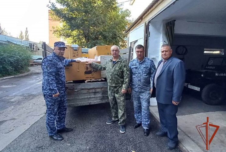 Омичи поддержали росгвардейцев передав в зону СВО оборудование для обогрева
