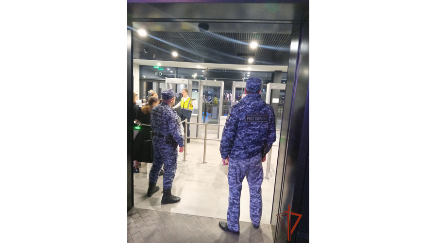 Сотрудники Росгвардии обеспечили общественный порядок во время проведения  массовых мероприятий на G-Drive Арене