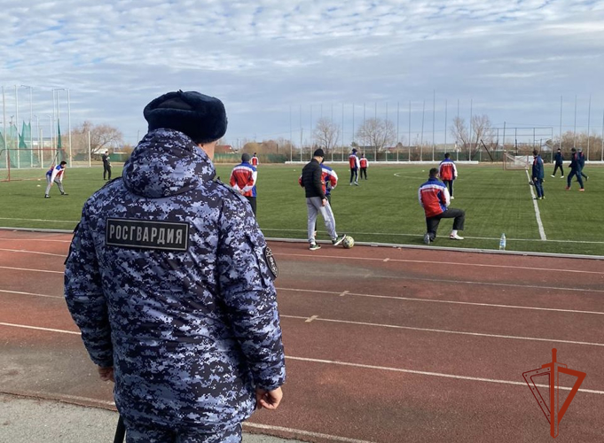 Сотрудники Росгвардии обеспечили общественный порядок во время проведения массовых мероприятий в Омске и области