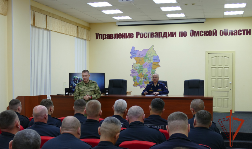 День образования ОМОН Росгвардии в Омске отметили вручением государственных наград