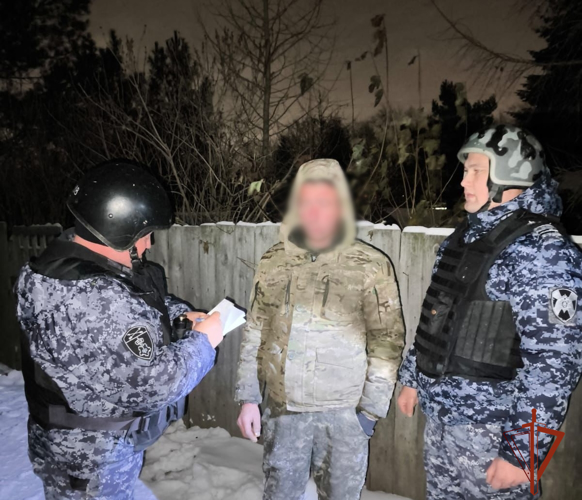 В Омске сотрудники Росгвардии задержали гражданина, подозреваемого  в хищении чужого имущества с дачного участка 