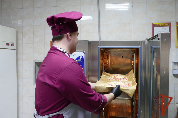 Росгвардия в Омске организовала и провела мероприятия, посвященные Дню матери