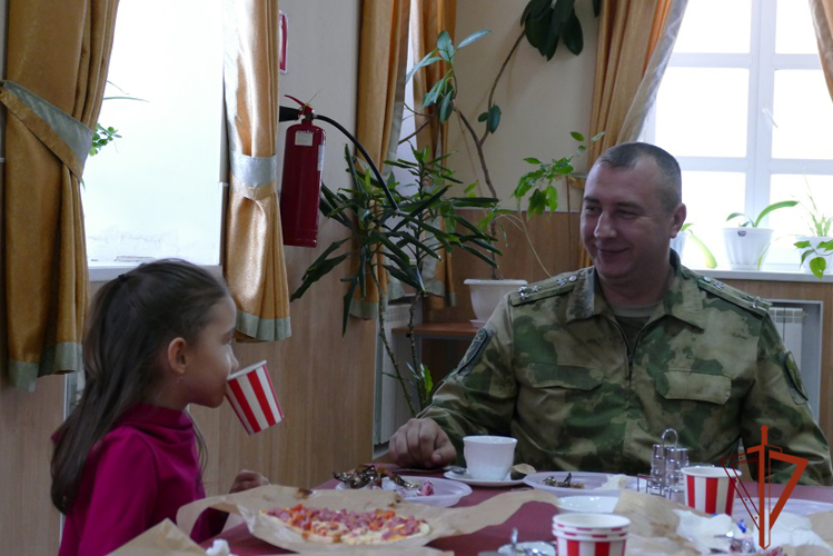Росгвардия в Омске организовала и провела мероприятия, посвященные Дню матери