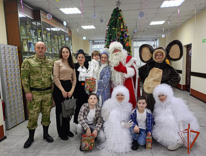 В омской воинской части Росгвардии состоялся комплекс новогодних праздничных мероприятий