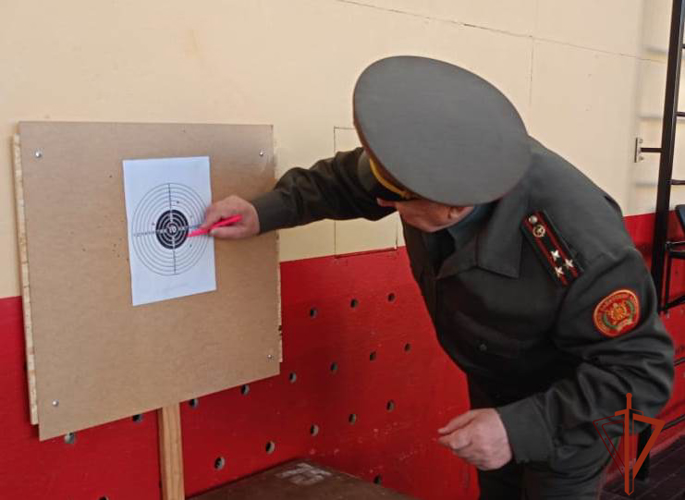В преддверии Дня Героев Отечества в омской воинской части  Росгвардии состоялся турнир по спортивным играм