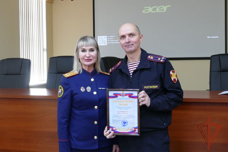В Омске руководители пресс-служб региона поздравили личный состав пресс-службы ТУ Росгвардии с 30 –летним юбилеем