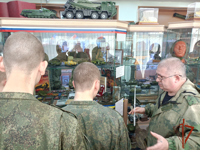 В Омске военнослужащие  воинской части Росгвардии  посетили музей «Ветеранов  Афганистана и локальных конфликтов»