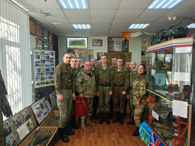 В Омске военнослужащие воинской части Росгвардии посетили музей «Ветеранов Афганистана и локальных конфликтов»