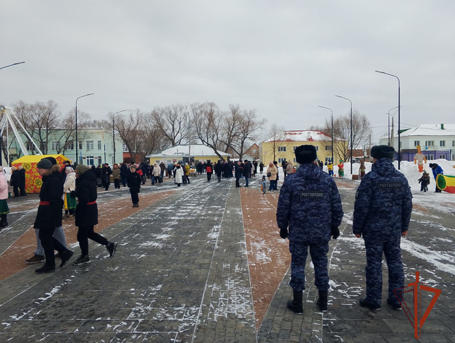 Росгвардия обеспечила правопорядок во время проведения масленичных гуляний в Омской области