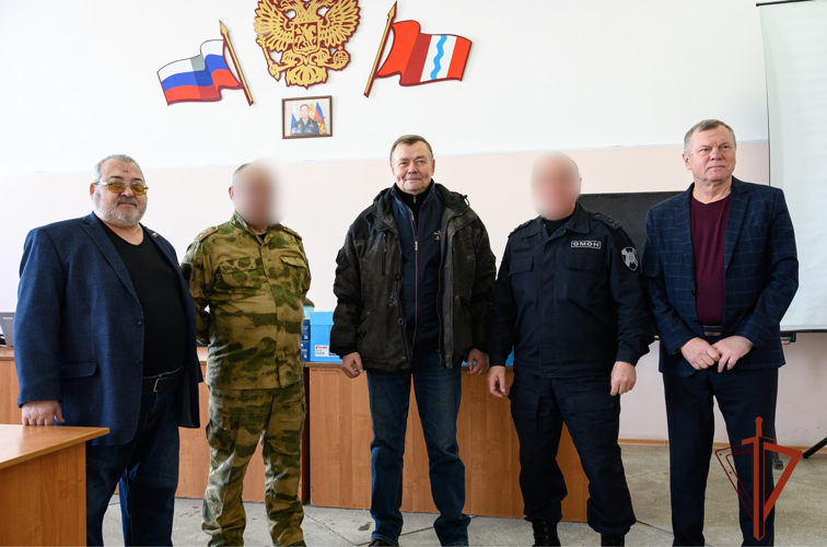 В омском ОМОН состоялась встреча ветеранов с действующими сотрудниками отряда