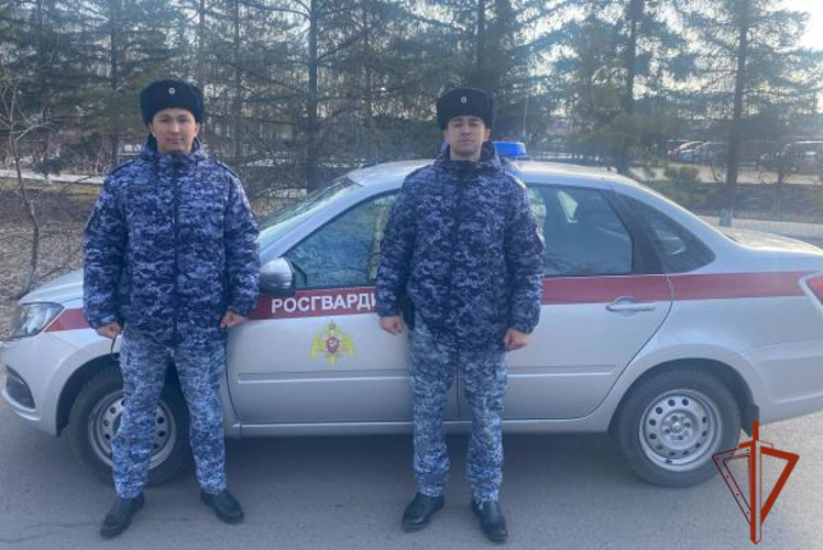 В Омской области росгвардейцы нашли ушедшего из дома ребенка
