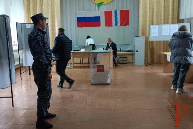 Росгвардия обеспечила правопорядок во время проведения выборов депутатов и спортивно - массового мероприятия в Омской области