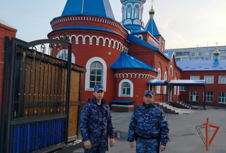 Росгвардия обеспечила безопасность во время празднования Пасхи в Омской области