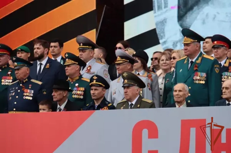 В День Победы начальник Управления Росгвардии по Омской области принял участие в патриотических мероприятиях