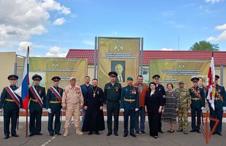 В омской воинской части Росгвардии прошло торжественное мероприятие, посвященное 83-летию со Дня образования подразделения